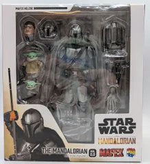 MEDICOM TOY MAFEX The Mandalorian Ver. 2.0 | Star Wars: The