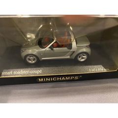 箱スレ有値引品　Smart roadster-coupe 2003 色：Grey metallic メーカー：ミニチャンプス 新品未使用 1/43ミニカー