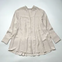 【美品】PLST ノーカラーバックプリーツブラウスSポリエステル100％　ベージュ