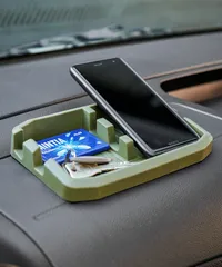 新品 GORDON MILLER 車用 スマホ スタンド トレイ オリーブドラブ 1735852