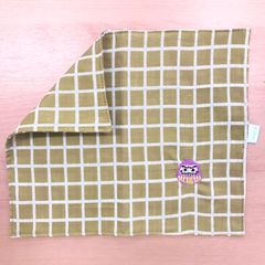 【福祉施設制作】くま作　ふきん　「ガーゼのふきん（茶色格子柄/紫色のダルマ）」NO.3866　P（弐）