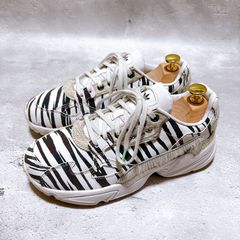 定価（税込） 14,300円 adidas アディダスファルコン 23.5cm