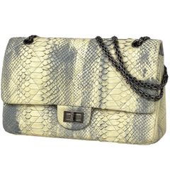 【在庫一掃】 シャネル CHANEL デカマトラッセ Ｗフラップ チェーンショルダーバッグ ココマーク ショルダーバッグ パイソン アイボリー ライトブルー レディース 【中古】