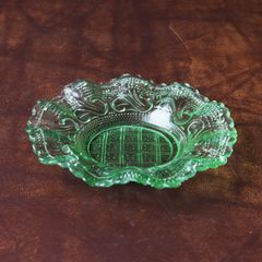 極小剥がれ有り・モッサーグラス グリーンオパールセント 脚付き