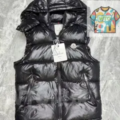 希少 未使用 入手困難 MONCLER EVER GILET ライトダウンベスト 希少 未使用 入手困難 MONCLER EVER GILET ライトダウンベスト