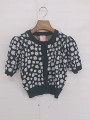◇ 17kg イチナナキログラム 花柄 ニット 半袖 カーディガン サイズF ブラック マルチ レディース E  【1302160012992】
