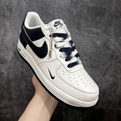 ナイキ Nike Air Force 1 Low ナイキ エアフォース 1 '07  ロー  スニーカー