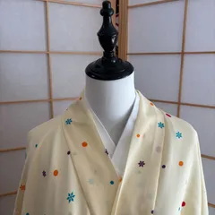 羽織　身丈105cm　ポリエステル　黄色　ドット柄　レディース　モダン　洗える着物