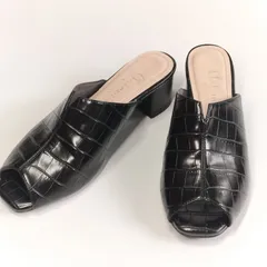 Artemis by DIANA　クロコ 型押し ミュール サンダル　甲深ミュール　ブラック　Vカット　高反発　低反発