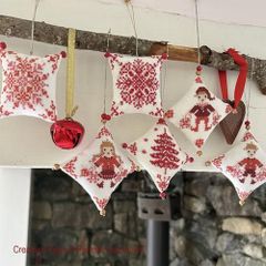 🎄★2024NEW★送料込★🟦⬜🟥クロスステッチ チャート 図案🎀Christmas Decorations: Set of 6 ornaments with Yuletide motifs🎀◆◆ フランス 輸入クロスステッチ サモイロフ サモさん