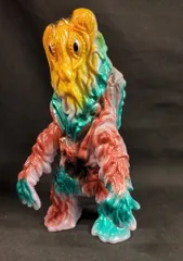 M1号 世紀の大怪獣ブルマァクの怪獣シリーズ ヘドラ(紫成型/黄 メタ緑 茶 塗装) BEAMS限定のサムネイル