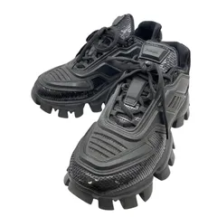 2025年最新】PRADA スニーカーの人気アイテム - メルカリ