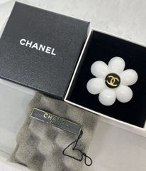 美品　CHANEL シャネル ココマーク フラワーブローチ カメリア  96P  ホワイト ブラック アクセサリー