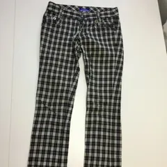 ♡美品バーバリーブルーレーベル ホワイトパンツ　38 バーバリー BLUE LABEL 38サイズ ホワイトパンツ