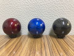 カーボンシフトノブ　ブラック　ブルー　レッド