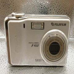 FUJIFILM フジフイルム F460 シルバー デジタルカメラ ジャンク