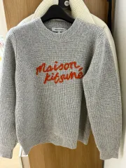 2025年最新】MAISON KITSUNE ニット・セーターの人気アイテム