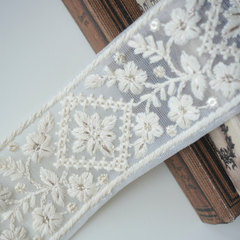 50㎜幅レース刺繍リボン　インド刺繍リボン素材