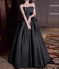 新品未使用 シックな光沢ロングドレス パーティー ナイトウエディング対応