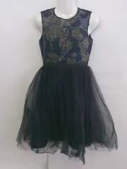 ◇ CROON A SONG レース プリント チュール ノースリーブ 膝丈 ワンピース サイズ38 ネイビー レディース P  【中古】 【1211180004187】のサムネイル