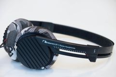 Nakamichi SP-7 のイヤーパッドの保護・修理に mimimamo スーパーストレッチ・ヘッドホンカバー （サイズ：M、色：シティ、型番：MHC-001-CC）