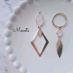 サンドダイヤ リーフ  アシンメトリー ピアス/イヤリング