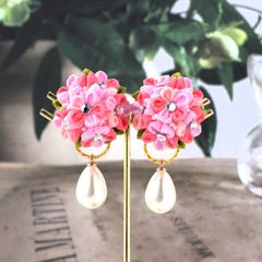❁桜和風クリップイヤリング・おとなかわいいつまみ細工アクセサリー❁着物・和装・浴衣・小さなつまみ細工・ハンドメイドアクセサリー