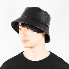 バケットハット　フェイクレザー　ツバ下向き　ユニセックス