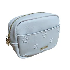 マリークヮント マリークワント MARY QUANT シンプルエンボスデイジー ミニポーチ 【ベージュ】 マリークヮント  マリークヮント
