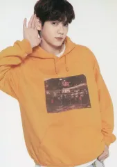 【中古】キャラカード [単品] スビン(TOMORROW X TOGETHER) ミニフォトカード(7/10) 「2022 TOMORROW X TOGETHER FANLIVE MOA X TOGETHER」