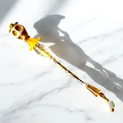 小さな魔法の杖（ホワイトドクロ）ミニチュアステッキ　マジカルワンド　ブライス　　リカちゃん　リロロ・アンティーユにも◎魔女っ子　魔法使い　小物　服　ドールアクセサリー