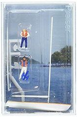 Amazon | プライザー ライフジャケットを着ている船員とヨット