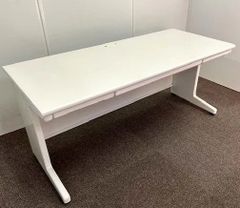PLUS　プラス　LAシリーズ　幅1600平机　ホワイト　事務机　デスク　中古机　オフィス　在宅　テレワーク