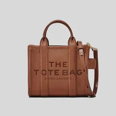 替えベルト・ギャランティカード付　MARC　JACOBS　マークジェイコブス　H053L01RE22　212　THE　LEATHER　MICRO　TOTE　ザマイクロトート　レザー　クロスボディ　2WAYバッグ　ハンドバッグ　ショルダーバッグ　ブラウン