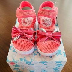 【17㎝】ハローキティ　ピンク　キッズ　リボン付き　サンダル　SA09218
