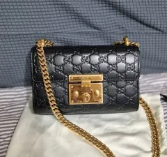 2025年最新】gucci グッチ パドロックの人気アイテム - メルカリ 2025年最新】gucci グッチ パドロックの人気アイテム - メルカリ