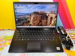 美品 16GB 第10世代 i7 ソニー VJPK13C11N 14.0型