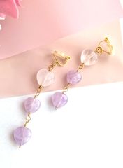 アメジスト＆ローズクォーツの３連ハートイヤリング♡金属変更無料♡