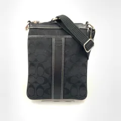 【美品】COACH 6016 シグネチャー ショルダーバッグ 肩掛け　斜め掛け COACH 6016 ショルダーバッグ シグネチャー 肩掛け 斜め掛け