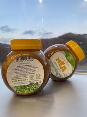★2個セット★ALTAIVITA  マイルドなそば蜂蜜（そばの花）プラスチック瓶 700ｇ×２個