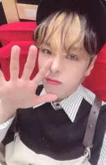 2025年最新】wei デヒョンの人気アイテム - メルカリ