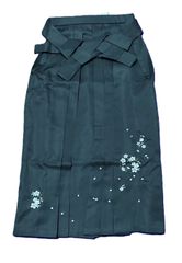 ms25214-5 Мサイズ　М 在庫限り　大学生　袴　卒業式　美品　緑　刺繍