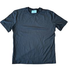 新品未使用ボックス付き　プラダ　tシャツ PRADA プラダ 未使用 Tシャツ 半袖 カットソー トップス Sサイズ