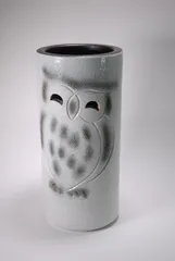【信楽焼 陶器 傘立 】　白ぼかしふくろう傘立　新品 （信楽焼・陶器・傘立・梅雨・玄関・和風おしゃれ）