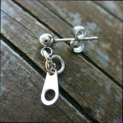 Item thumbnail for item c6d722d4-f0f6-44d0-948b-c40326a79fa7