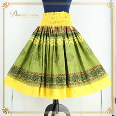 【フラダンス衣装】グリーン系 パウスカート 緑 黄 茶 黒 赤 リバーシブル モンステラ柄 鮮やか イエロー系 ブラウン系 ブラック系 レッド系 フラダンス スカート ボリューム パウスカート リバーシブル モンステラ柄 カラフル 緑系 黄系