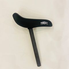 OCF ナローサドル カーボンシートポスト ストライダー に使用