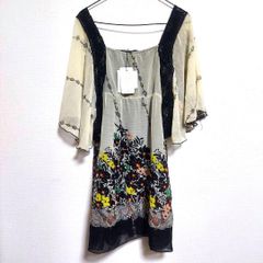 半袖シャツ チュニック 膝丈ワンピース 花柄 総柄 可愛い Mサイズ 新品未使用
