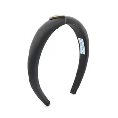 値下げしました‼️新品未使用　PRADA カチューシャ 黒  ロゴプレート付 PRADA プラダ カチューシャ レディース ブランド ヘッドバンド