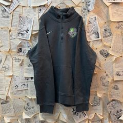 NIKE ワンポイント刺繍 ハーフジッププルオーバースウェット